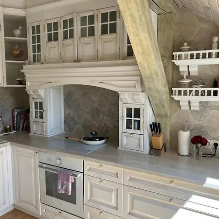 Old Town With 2 Bedrooms Apartment *